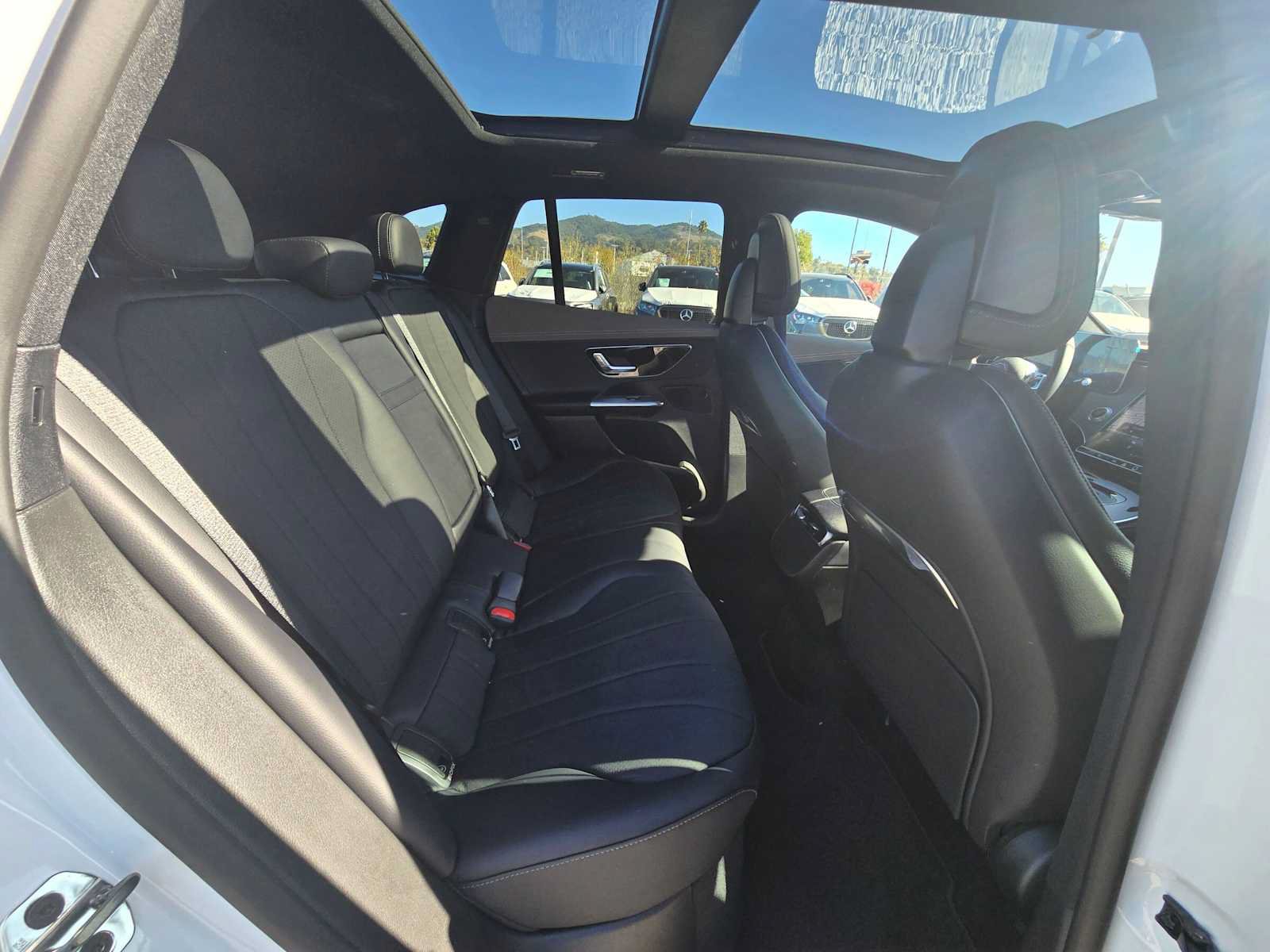 New 2027 Mercedes-Benz EQE 320 4MATIC SUV image 12
