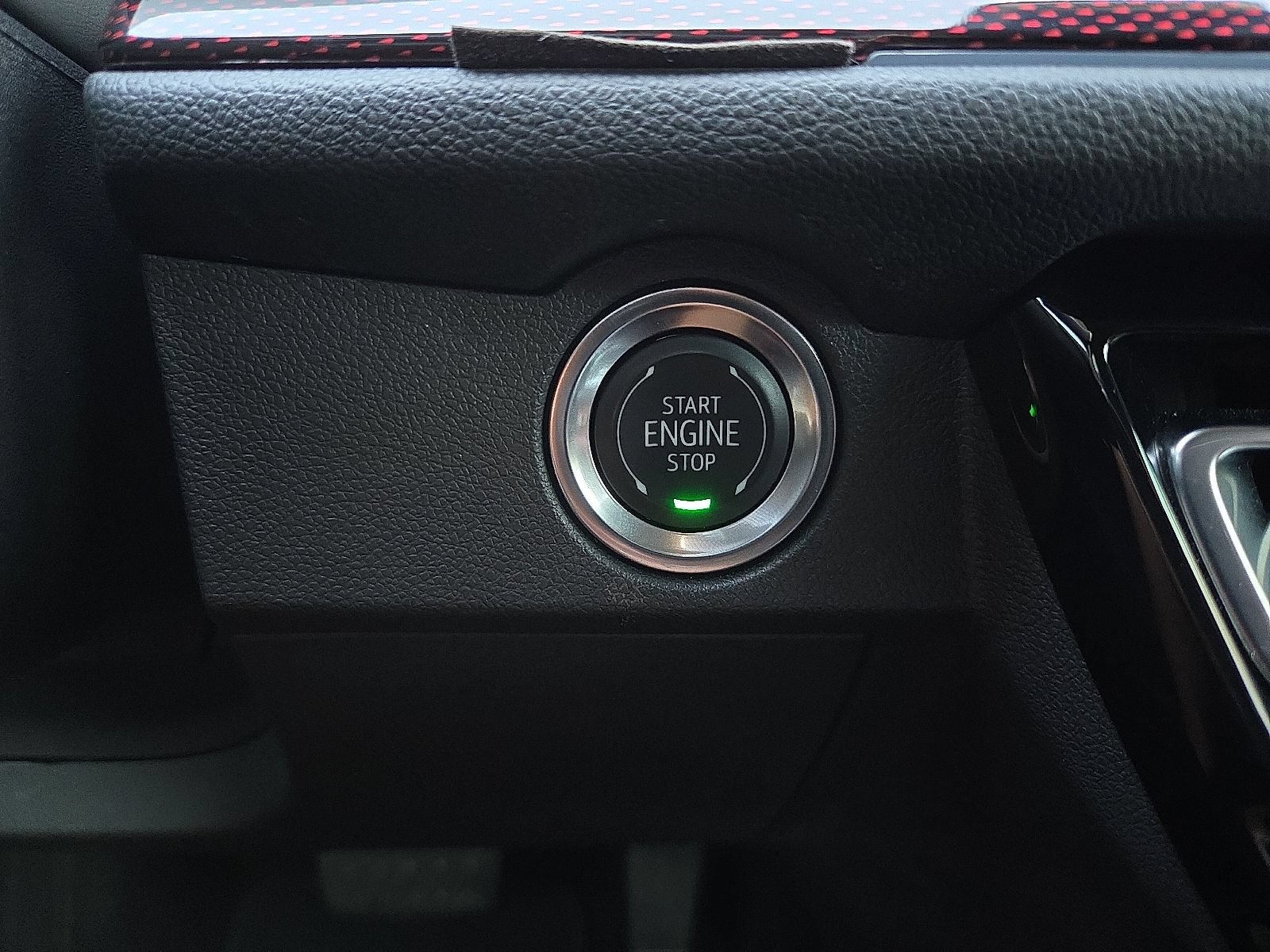 Used 2025 Chevrolet Traverse RS AWD/4WD image 21