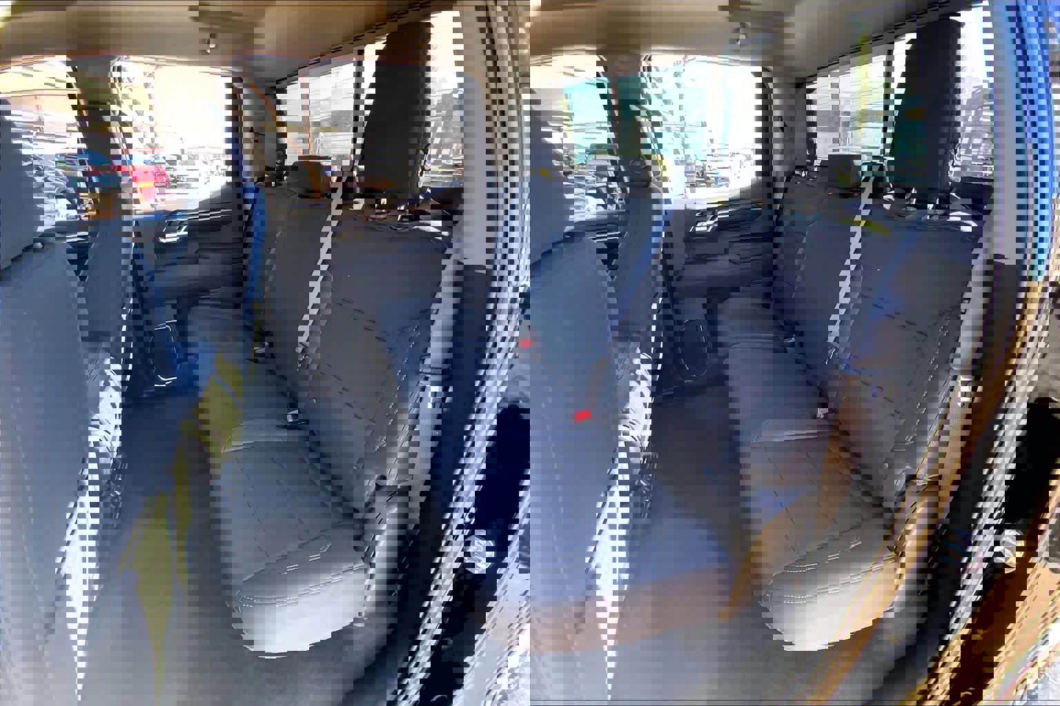 Used 2024 Chevrolet Silverado 1500 LT w/ Z71 Off-Road Package image 19