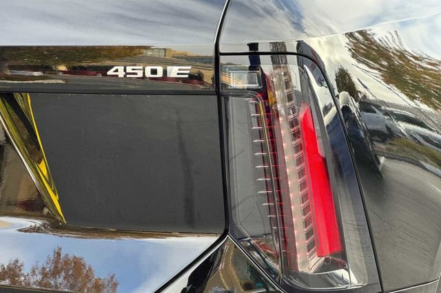 New 2026 Cadillac Optiq Sport 2 w/ LPO, Floor Liner Package image 26