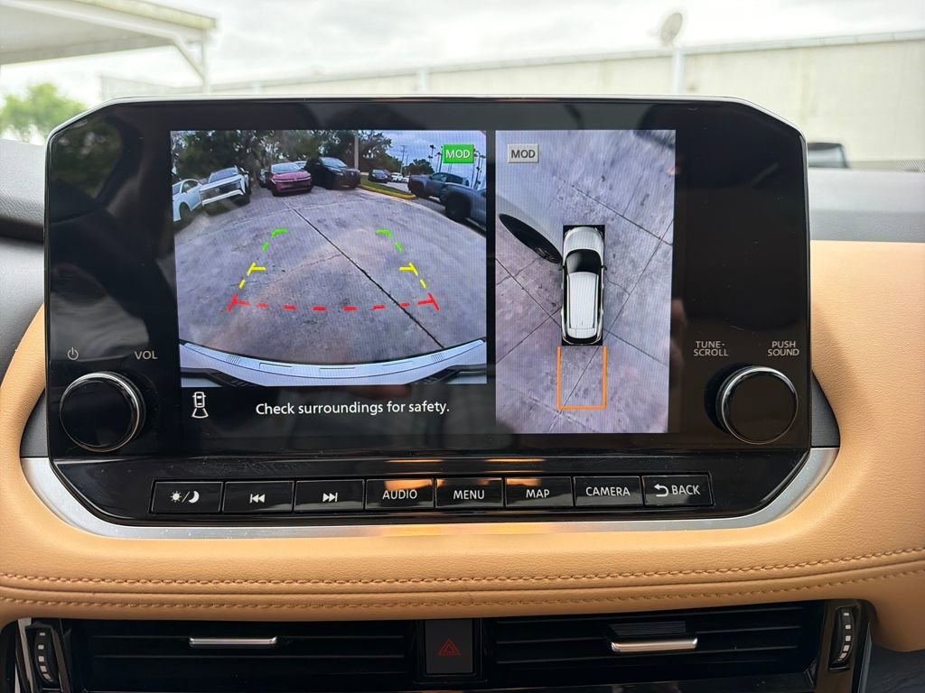 Used 2023 Nissan Rogue Platinum image 29