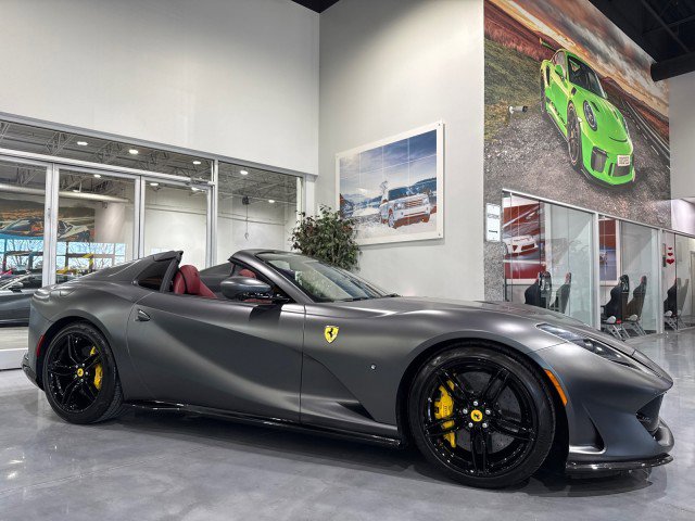 Used 2021 Ferrari 812 GTS RWD image 41