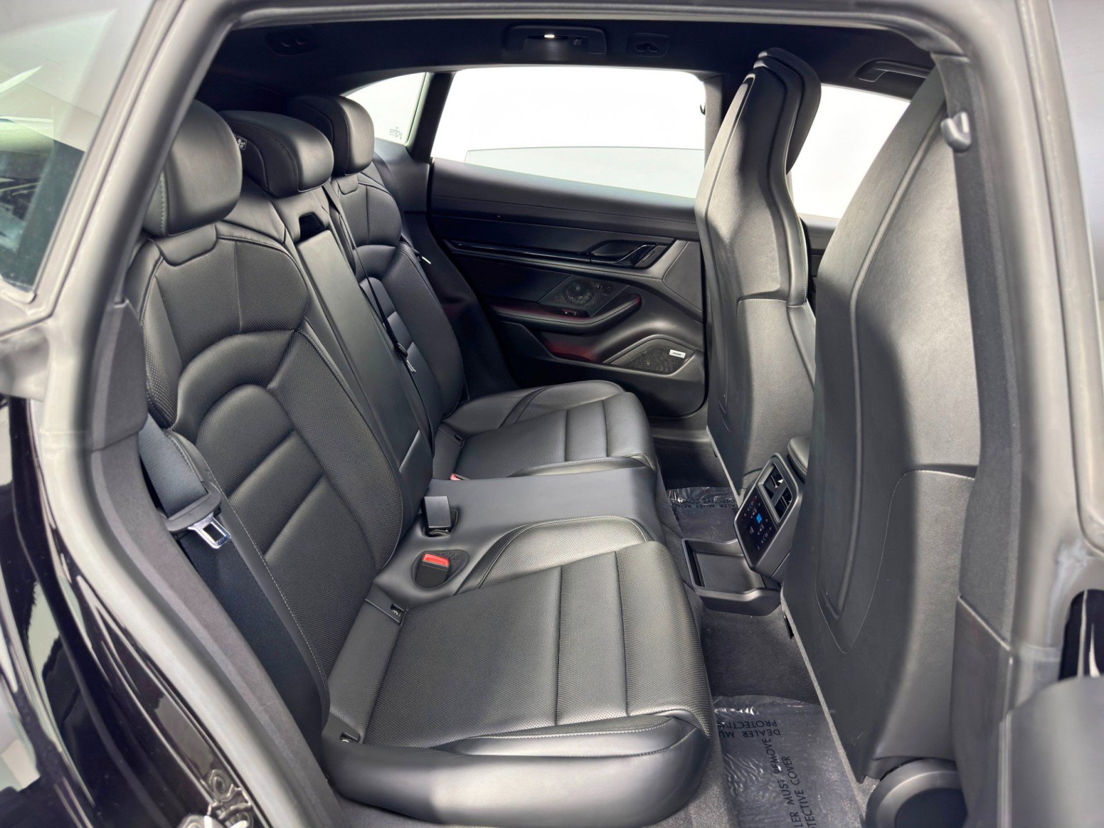 Used 2022 Porsche Taycan 4 Cross Turismo AWD/4WD image 44