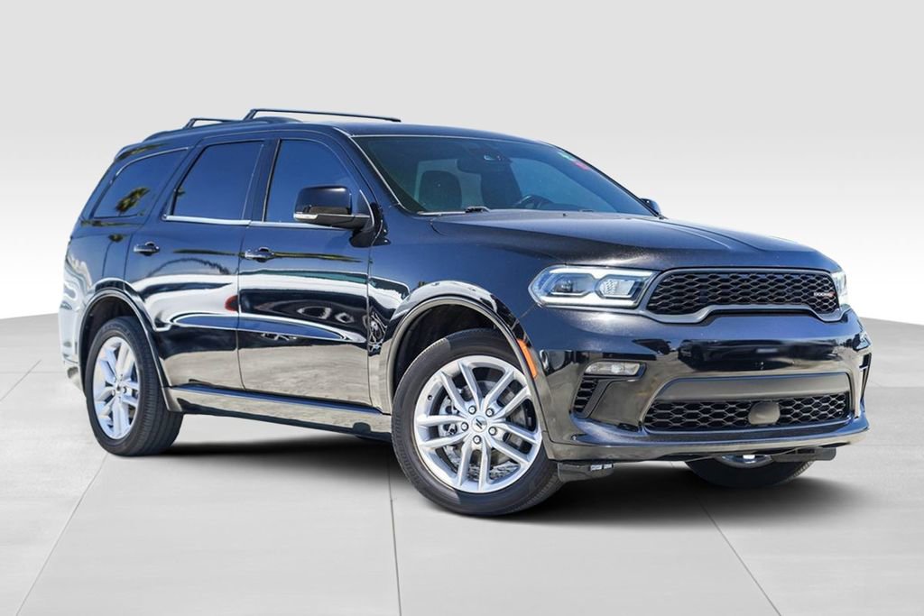Used 2023 Dodge Durango GT image 2