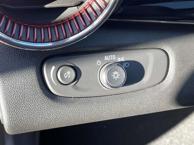 New 2026 Chevrolet Trax RS w/ Sunroof Package image 17