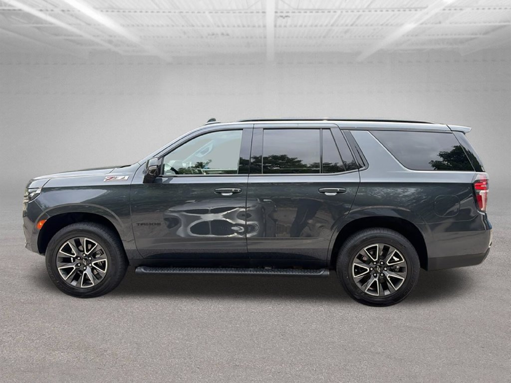 Used 2022 Chevrolet Tahoe Z71 w/ Luxury Package AWD/4WD image 2