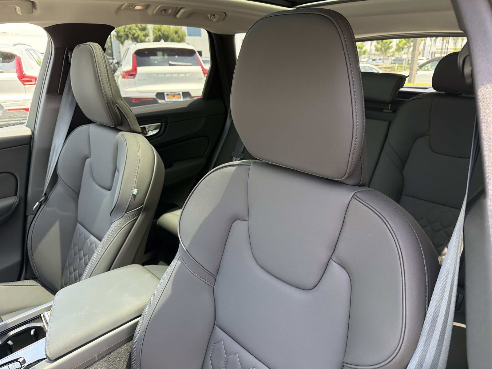 New 2026 Volvo XC60 B5 Plus w/ Climate Package AWD/4WD image 15