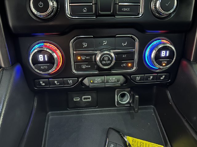 Used 2021 GMC Yukon XL AT4 w/ AT4 Premium Plus Package AWD/4WD image 13