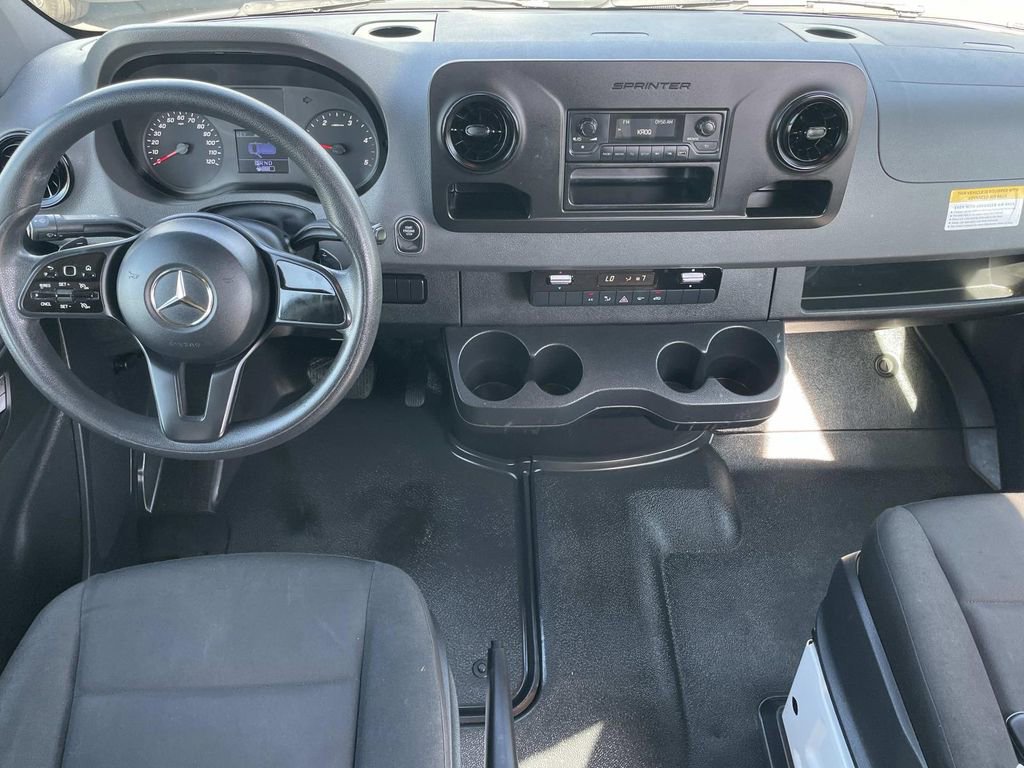 Used 2021 Mercedes-Benz Sprinter 144 Cargo image 25