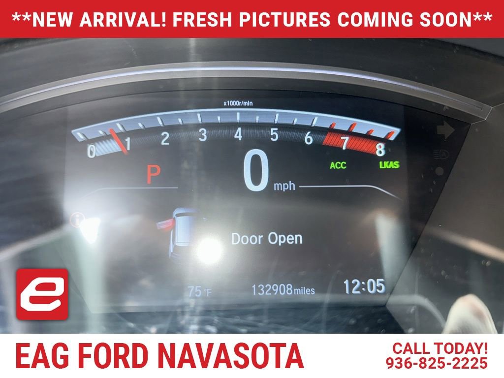 Used 2018 Honda CR-V Touring image 1