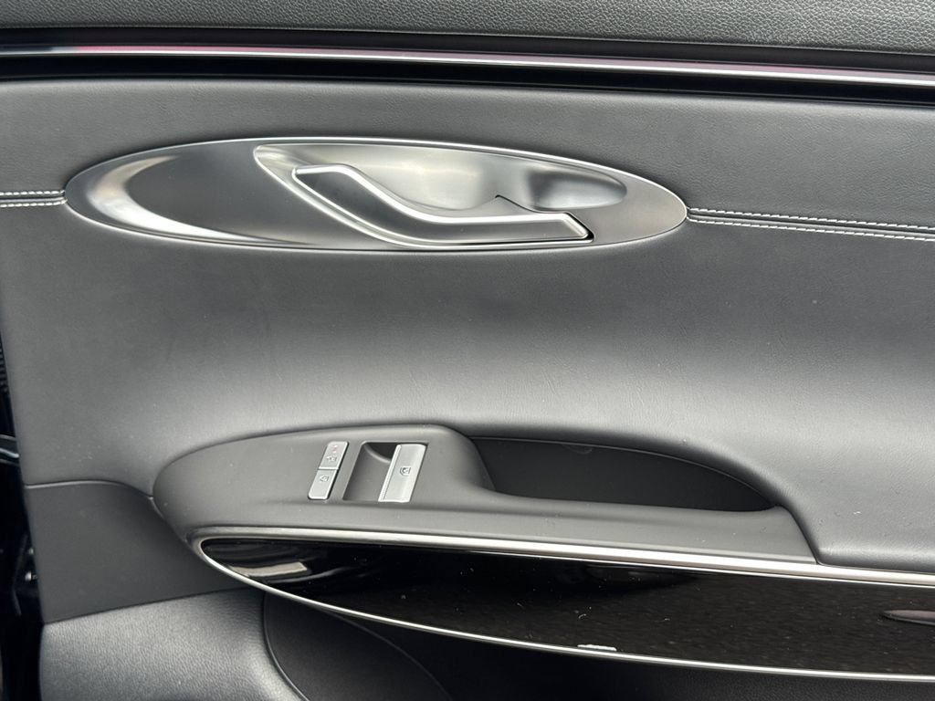 New 2027 Genesis GV70 2.5T AWD/4WD image 18