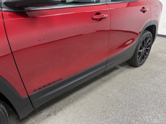 Used 2024 GMC Terrain SLE w/ Driver Convenience Package image 12