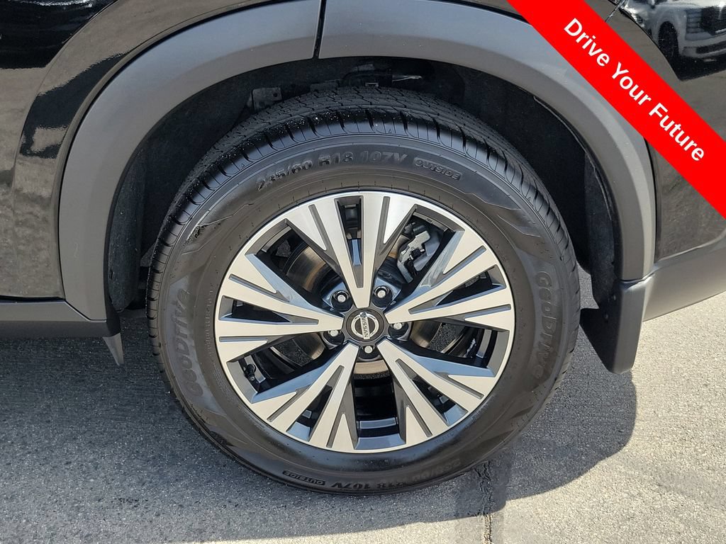 Used 2021 Nissan Rogue SV w/ Premium Package FWD image 26