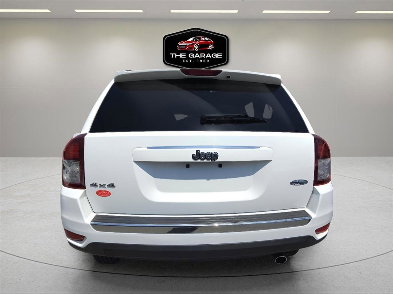 Used 2016 Jeep Compass High Altitude AWD/4WD image 5