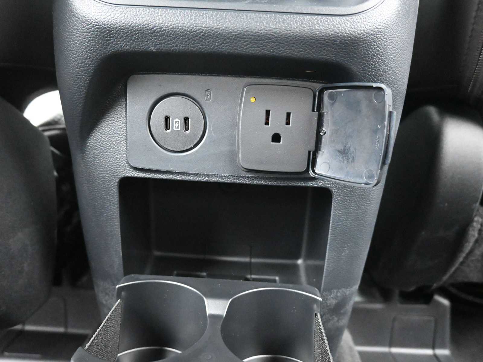 New 2026 Ford Explorer Platinum image 16