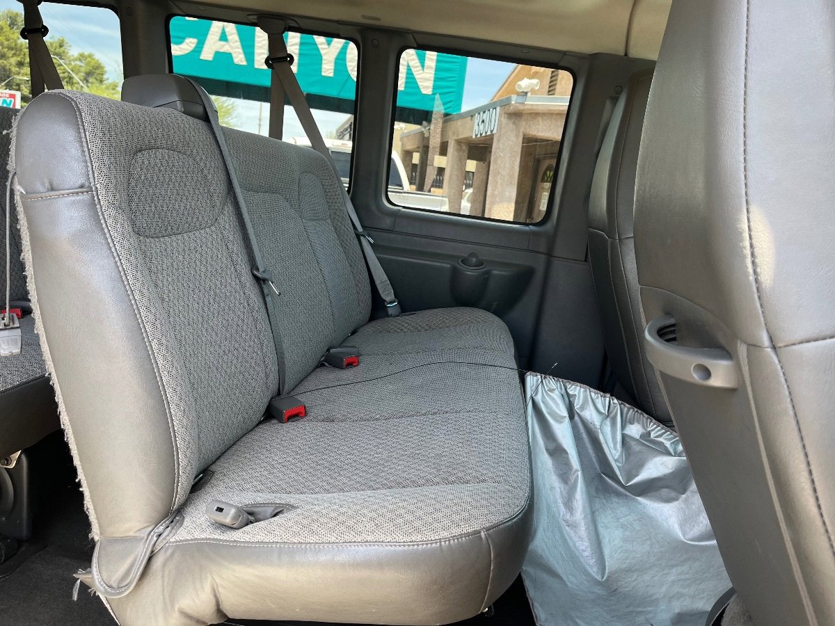 Used 2017 Chevrolet Express 3500 LT w/ LT Preferred Equipment Group RWD image 26