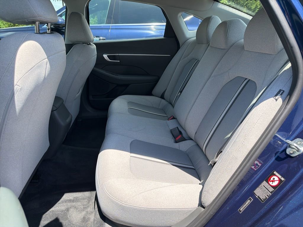 Used 2020 Hyundai Sonata SE w/ Cargo Package FWD image 12