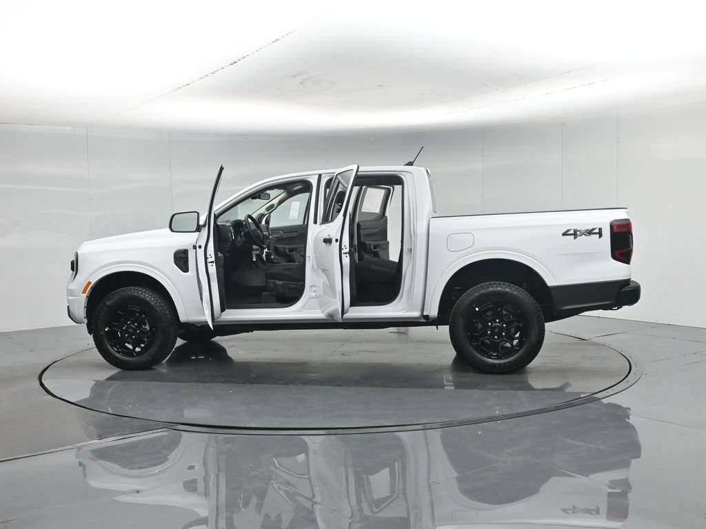 New 2026 Ford Ranger XLT w/ Black Appearance Package AWD/4WD image 32