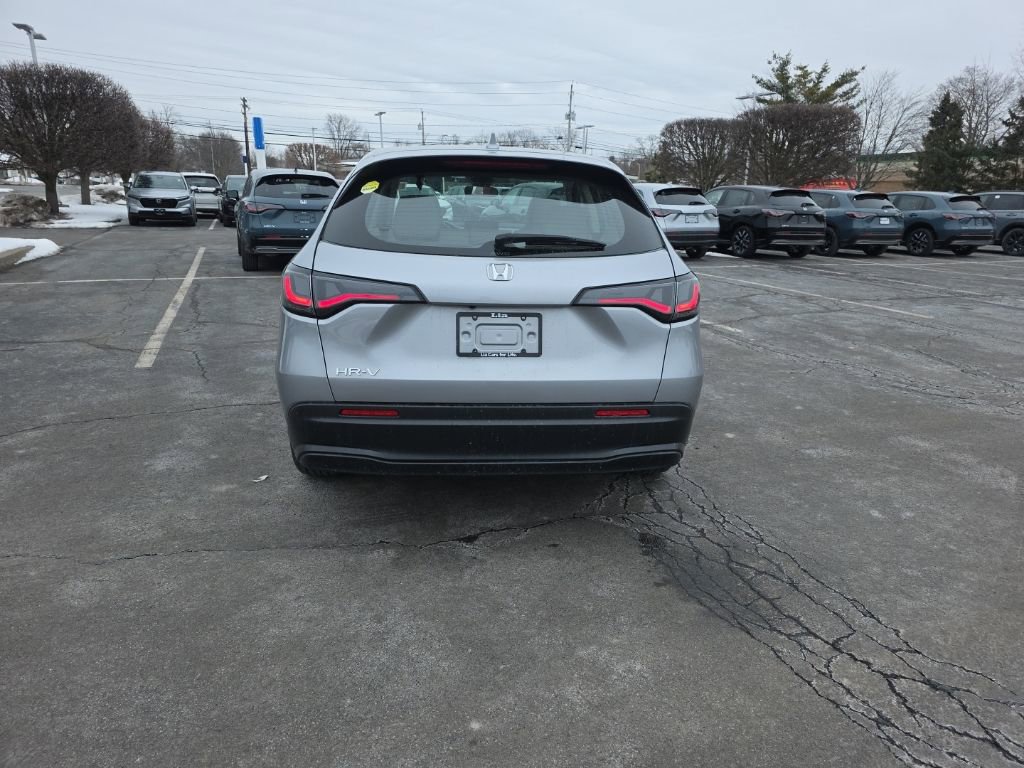 Certified 2023 Honda HR-V LX image 6