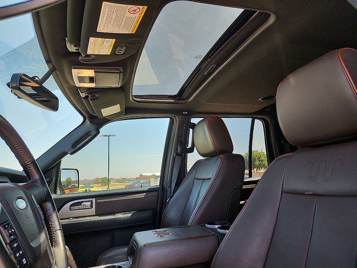 Used 2017 Ford Expedition EL King Ranch RWD image 8