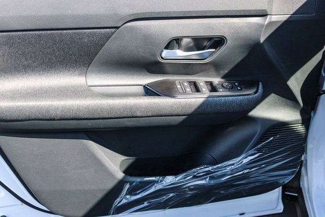 New 2026 Nissan Kicks SV image 21