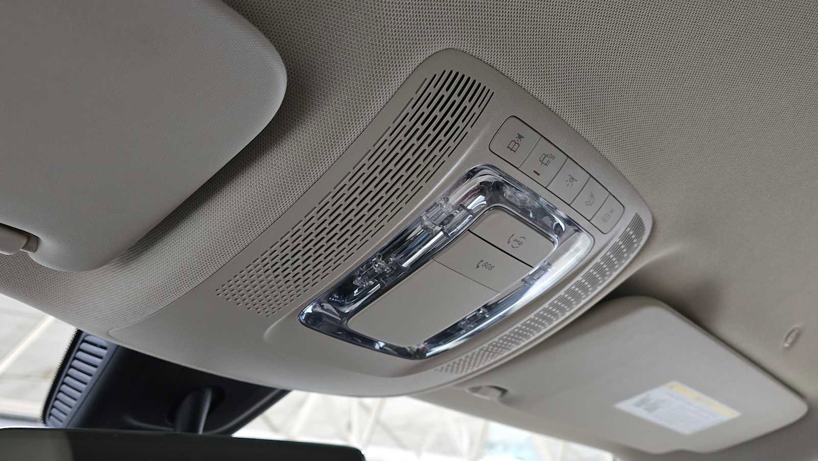 Used 2022 Mercedes-Benz GLA 250 4MATIC image 34