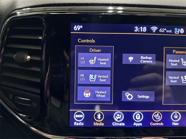 Used 2019 Jeep Grand Cherokee Limited w/ Luxury Group II image 32