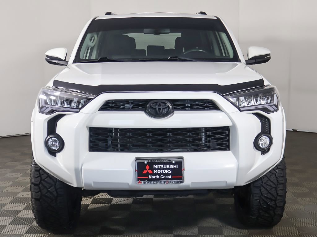 Used 2019 Toyota 4Runner SR5 Premium AWD/4WD image 10