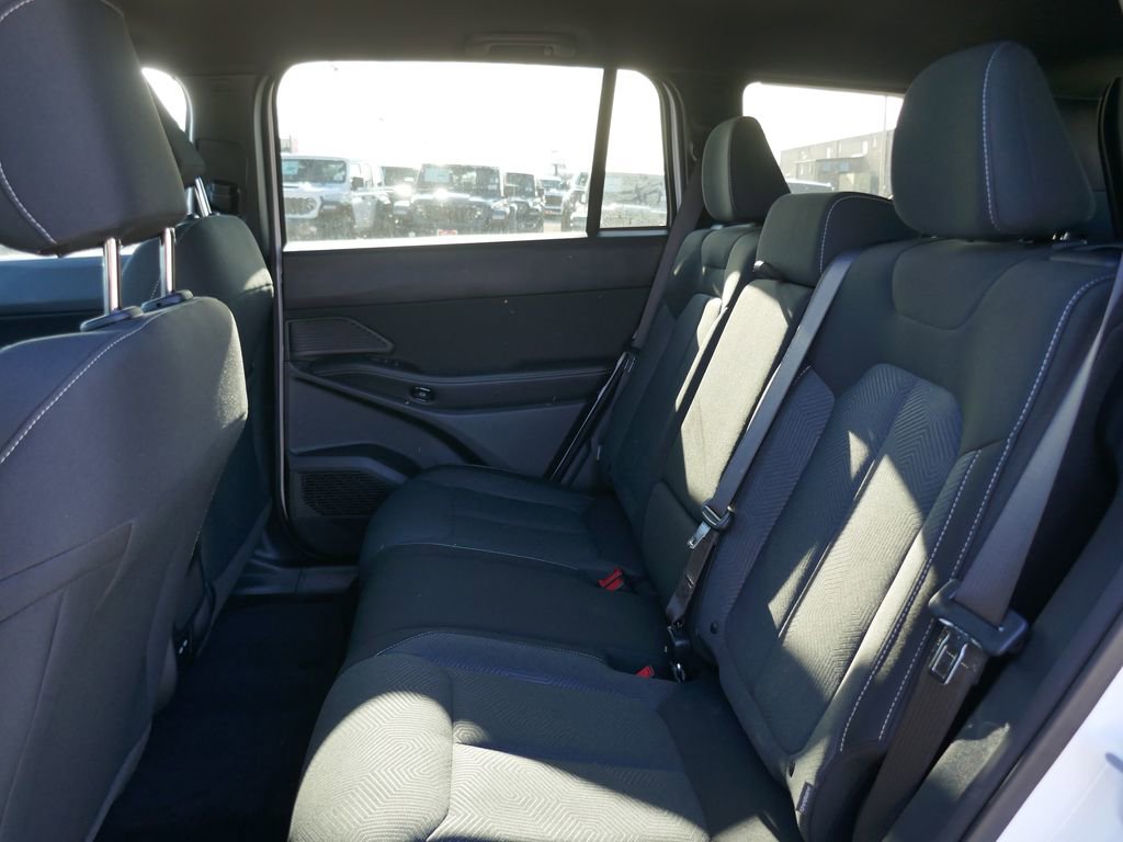 New 2026 Jeep Cherokee Laredo image 12