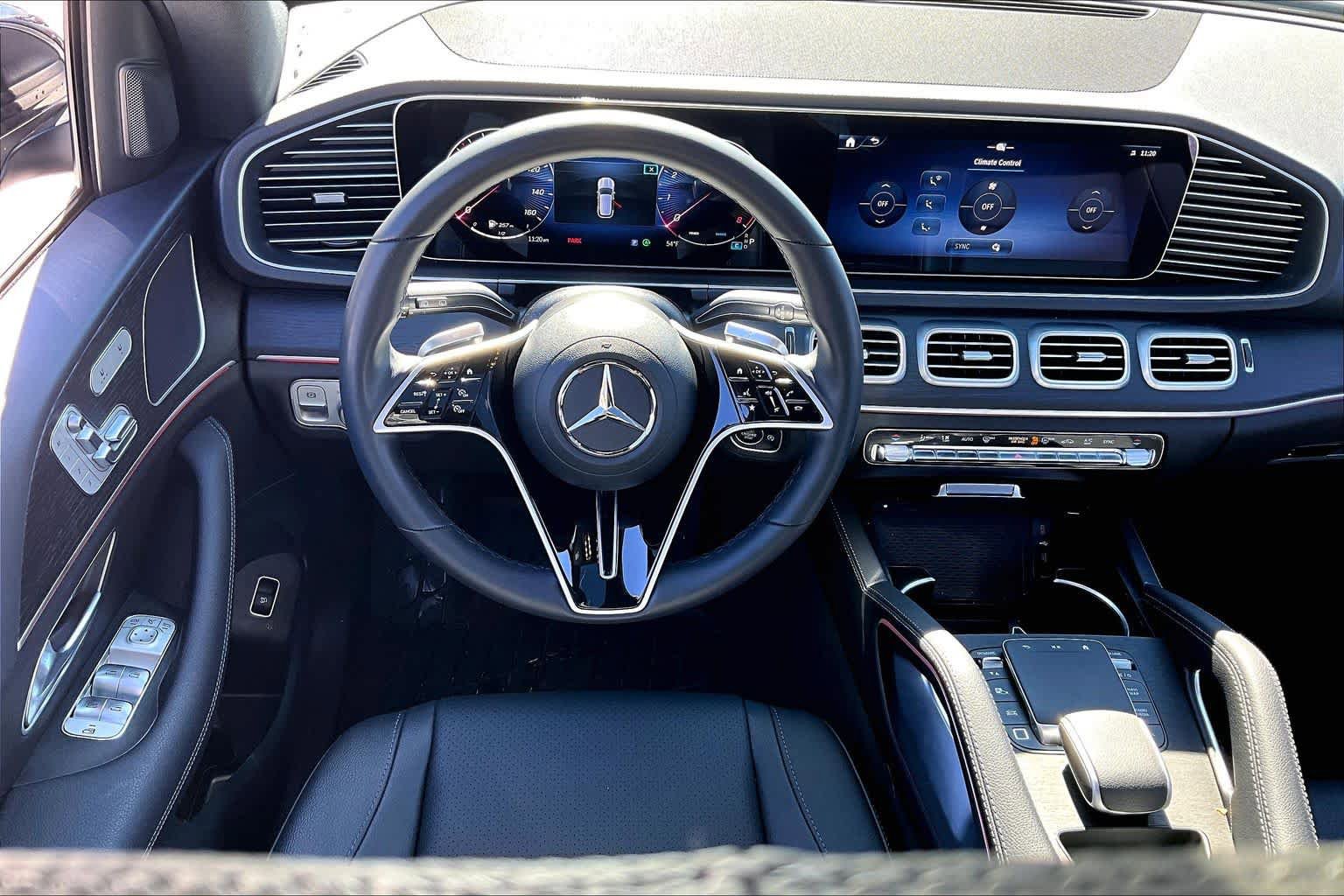 Used 2025 Mercedes-Benz GLE 350 4MATIC image 6