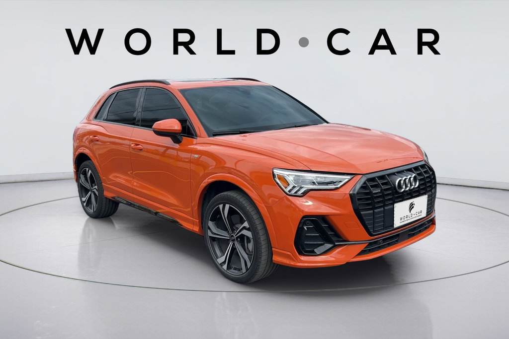 Used 2024 Audi Q3 2.0T Premium Plus w/ Premium Plus Package AWD/4WD image 1