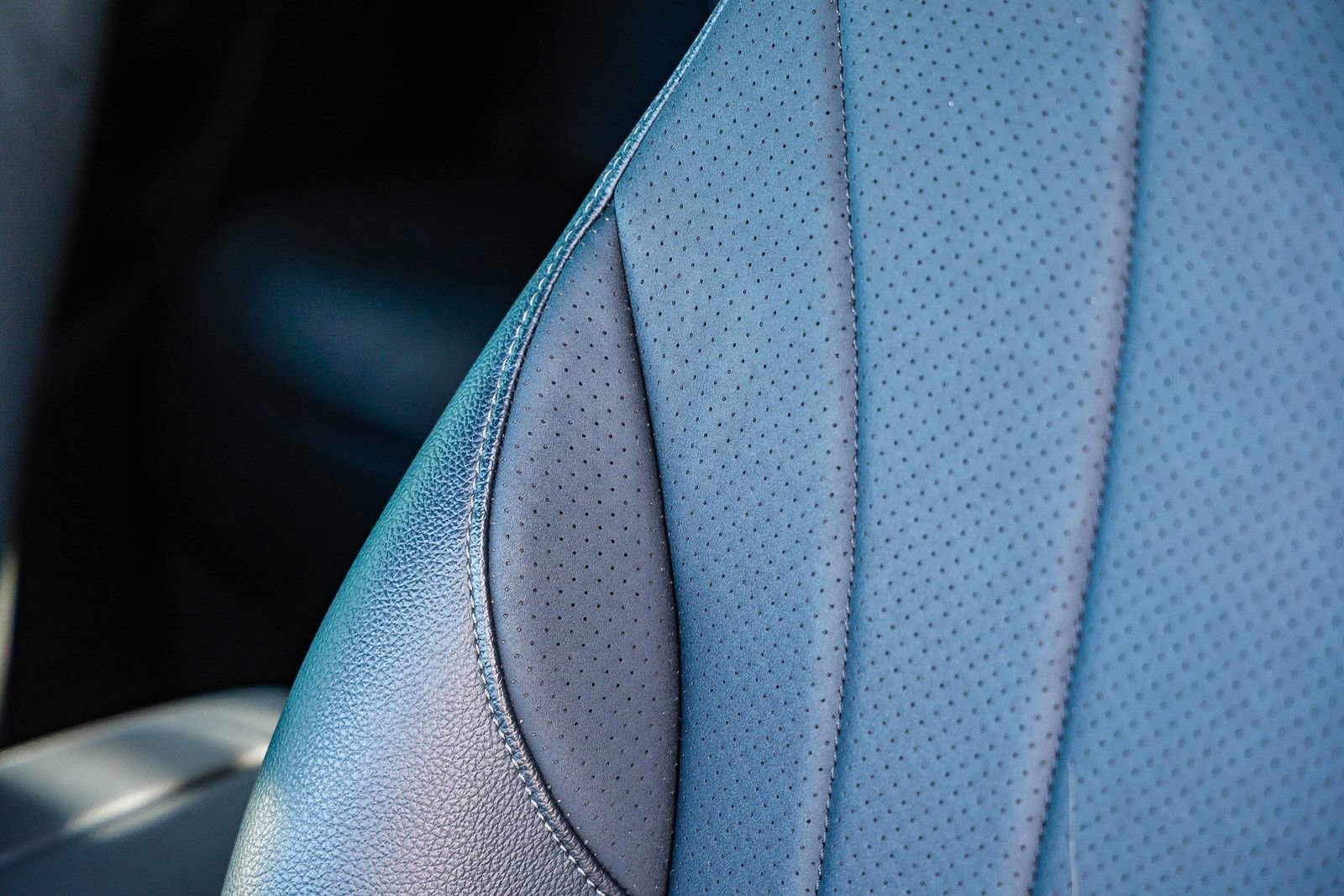 Certified 2023 Mercedes-Benz EQE 350+ 4MATIC SUV w/ AMG Line Exterior Package image 26