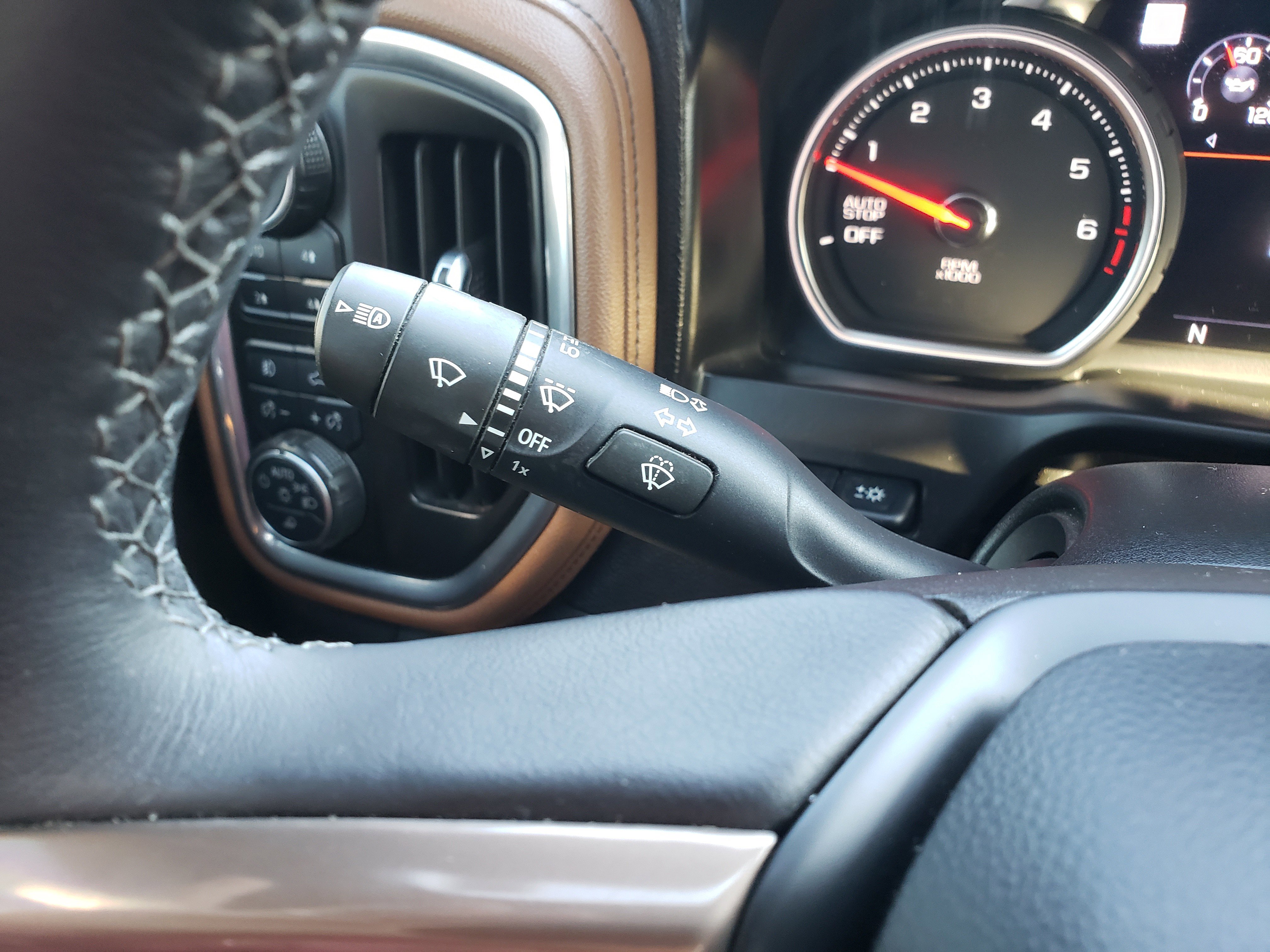 Used 2024 Chevrolet Silverado 1500 High Country w/ Technology Package image 17