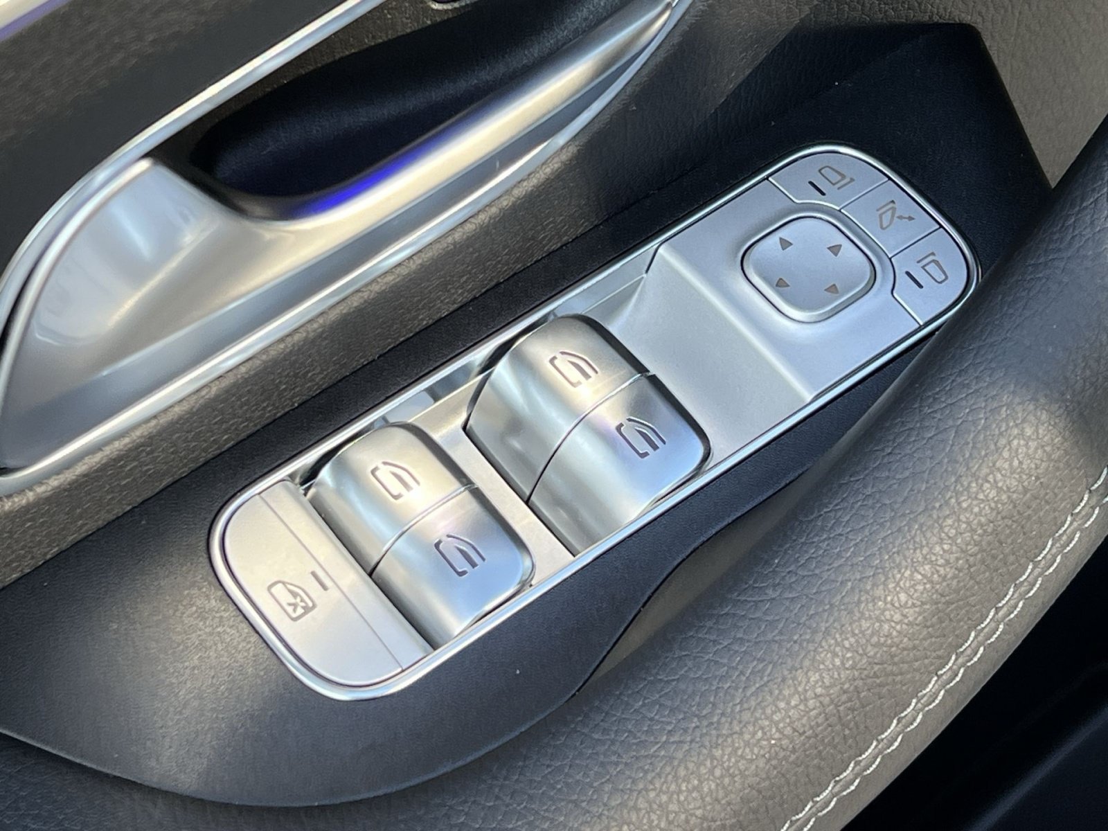 Certified 2026 Mercedes-Benz GLS 450 4MATIC image 13