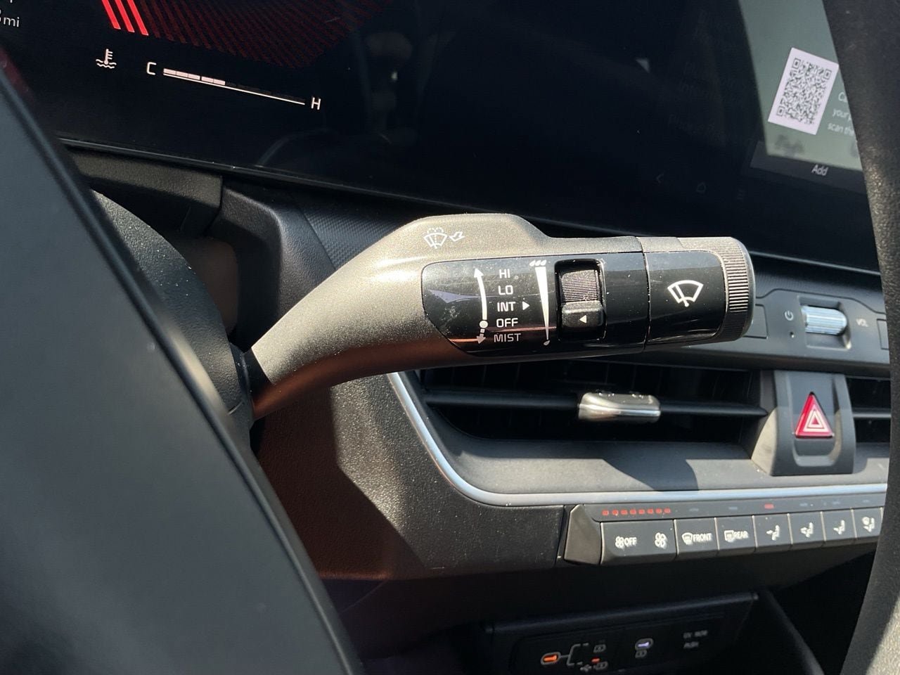 Used 2025 Kia K4 FWD image 33