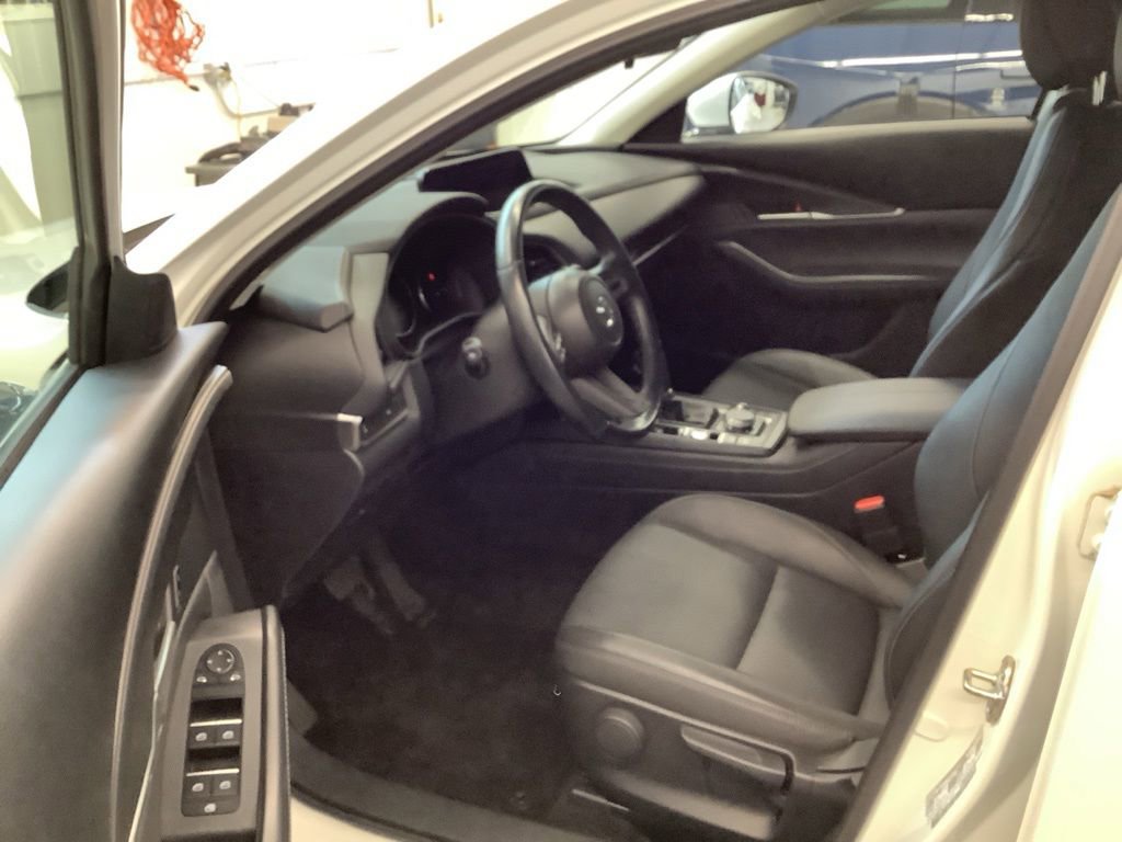 Certified 2023 MAZDA CX-30 AWD 2.5 S w/ Select Package image 3