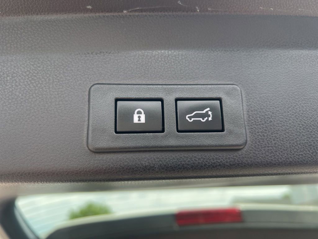 Used 2023 Subaru Ascent Premium w/ Convenience Package AWD/4WD image 13