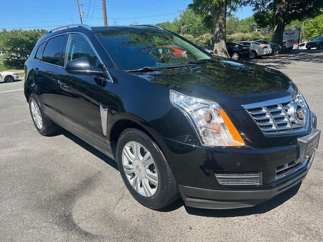 Used 2016 Cadillac SRX Luxury w/ Driver Awareness Package FWD image 7