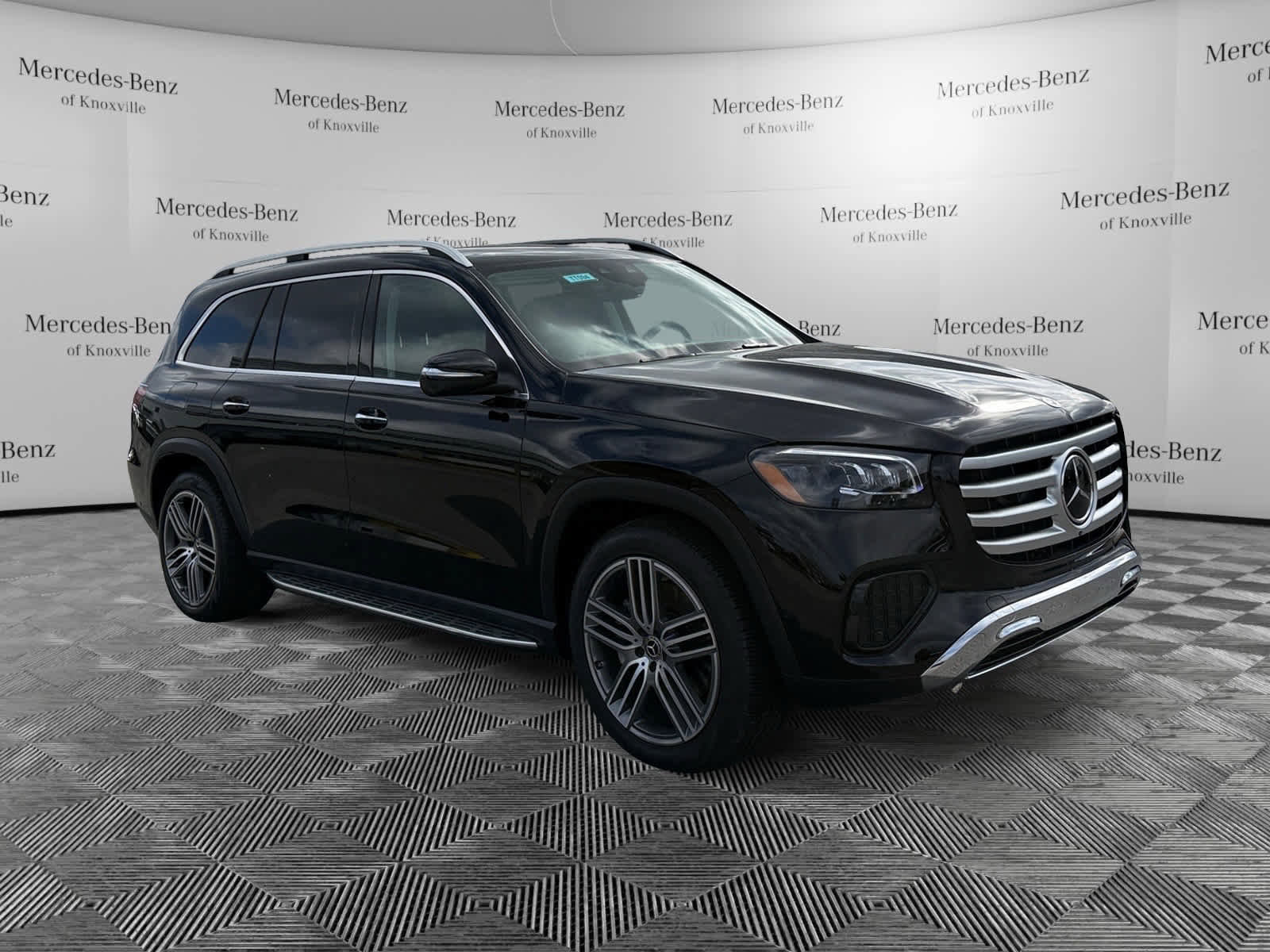 Certified 2026 Mercedes-Benz GLS 450 4MATIC image 7