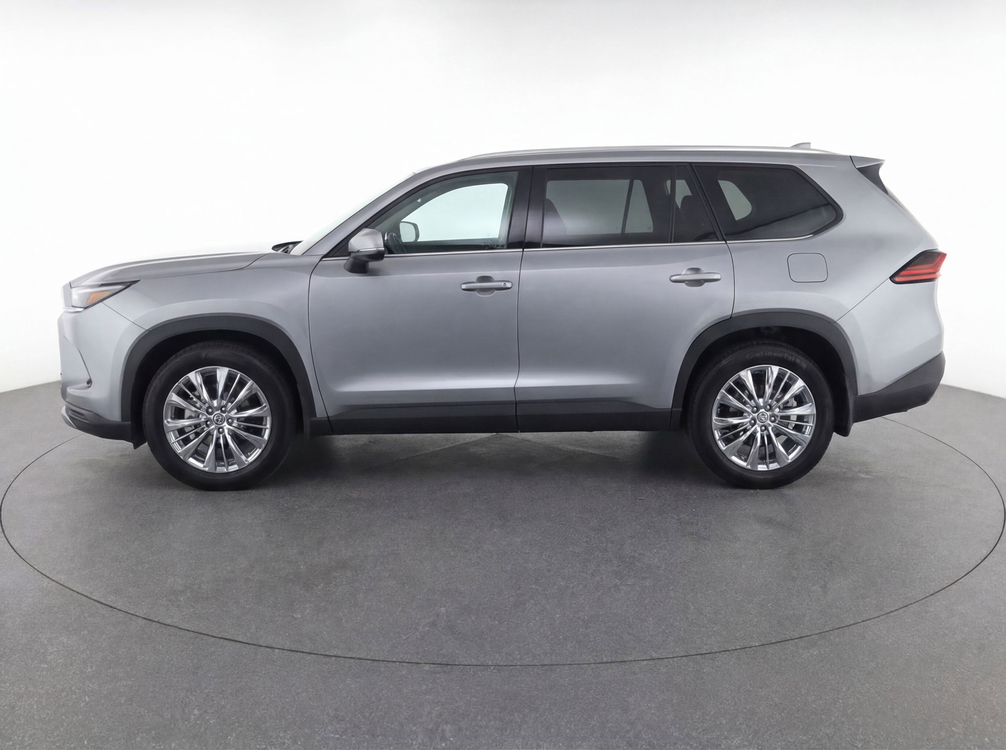 Used 2026 Toyota Grand Highlander AWD image 6