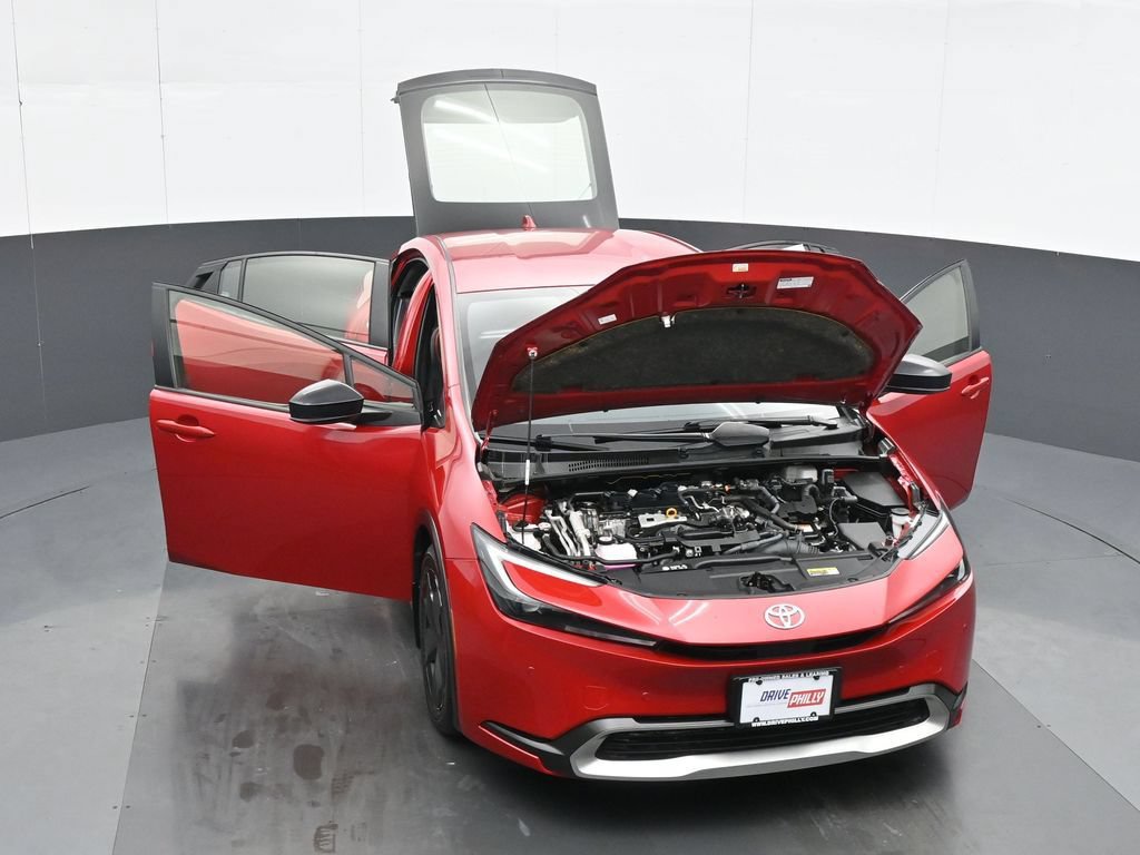 Used 2023 Toyota Prius Prime FWD image 38