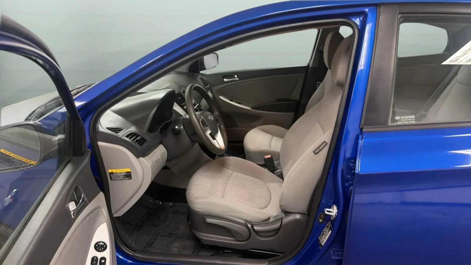 Used 2012 Hyundai Accent GLS w/ Premium Pkg 3 FWD image 19