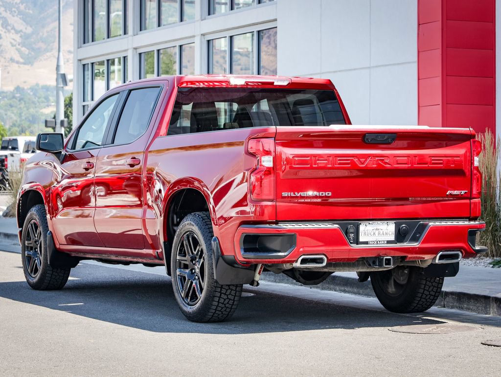 Used 2023 Chevrolet Silverado 1500 RST w/ Z71 Off-Road Package AWD/4WD image 6