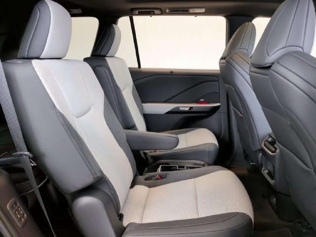 New 2026 Lexus TX 500h AWD w/ Technology Package image 29