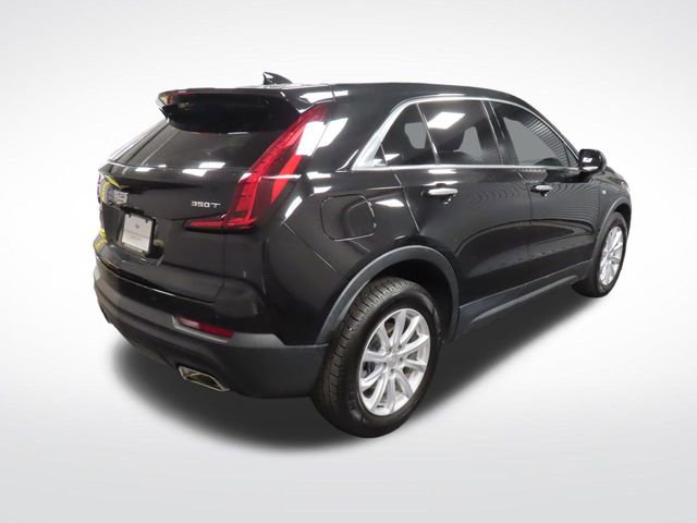 Certified 2023 Cadillac XT4 Luxury w/ Cold Weather Package image 5