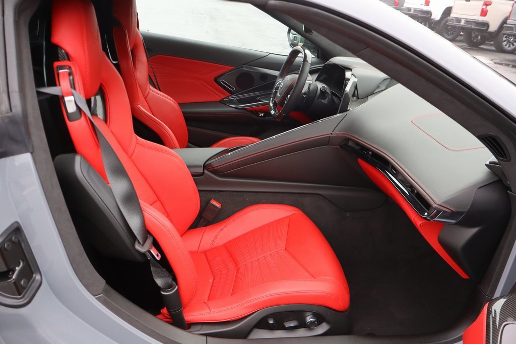 Used 2025 Chevrolet Corvette Z06 w/ Z07 Performance Package image 24
