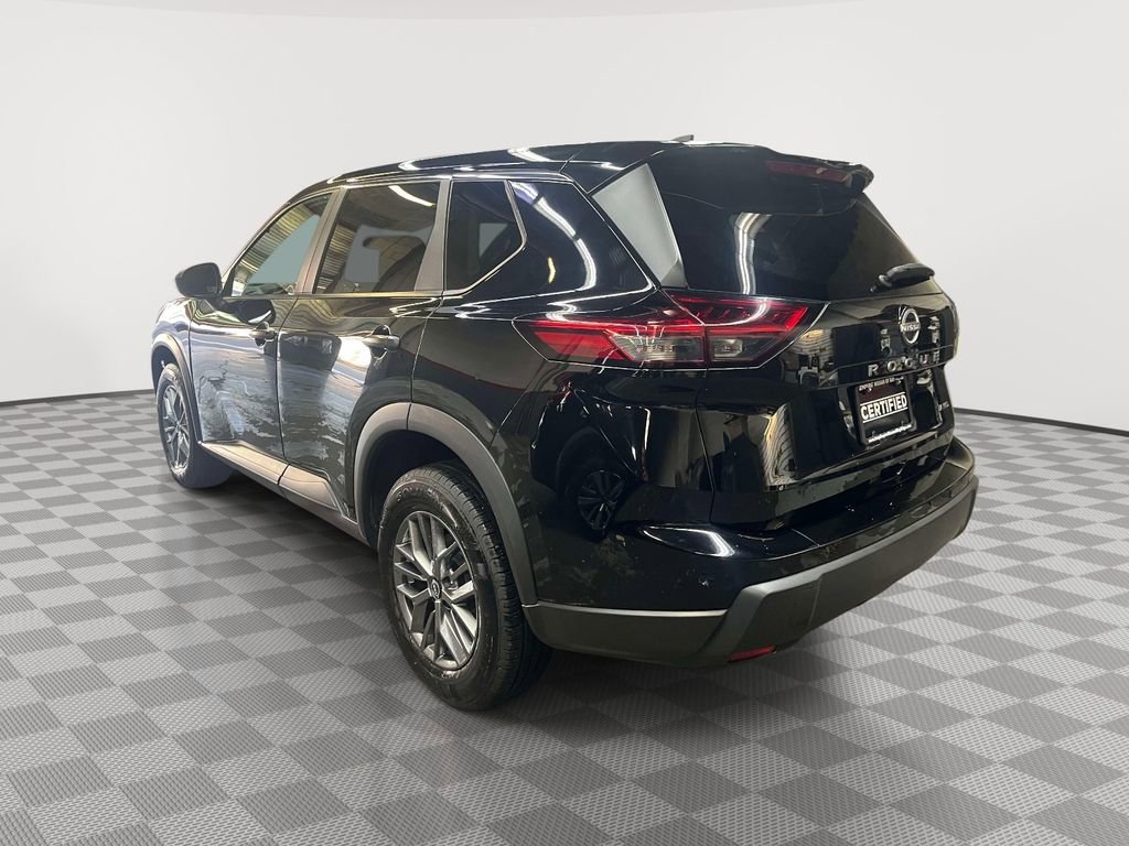 Used 2023 Nissan Rogue S AWD/4WD image 5