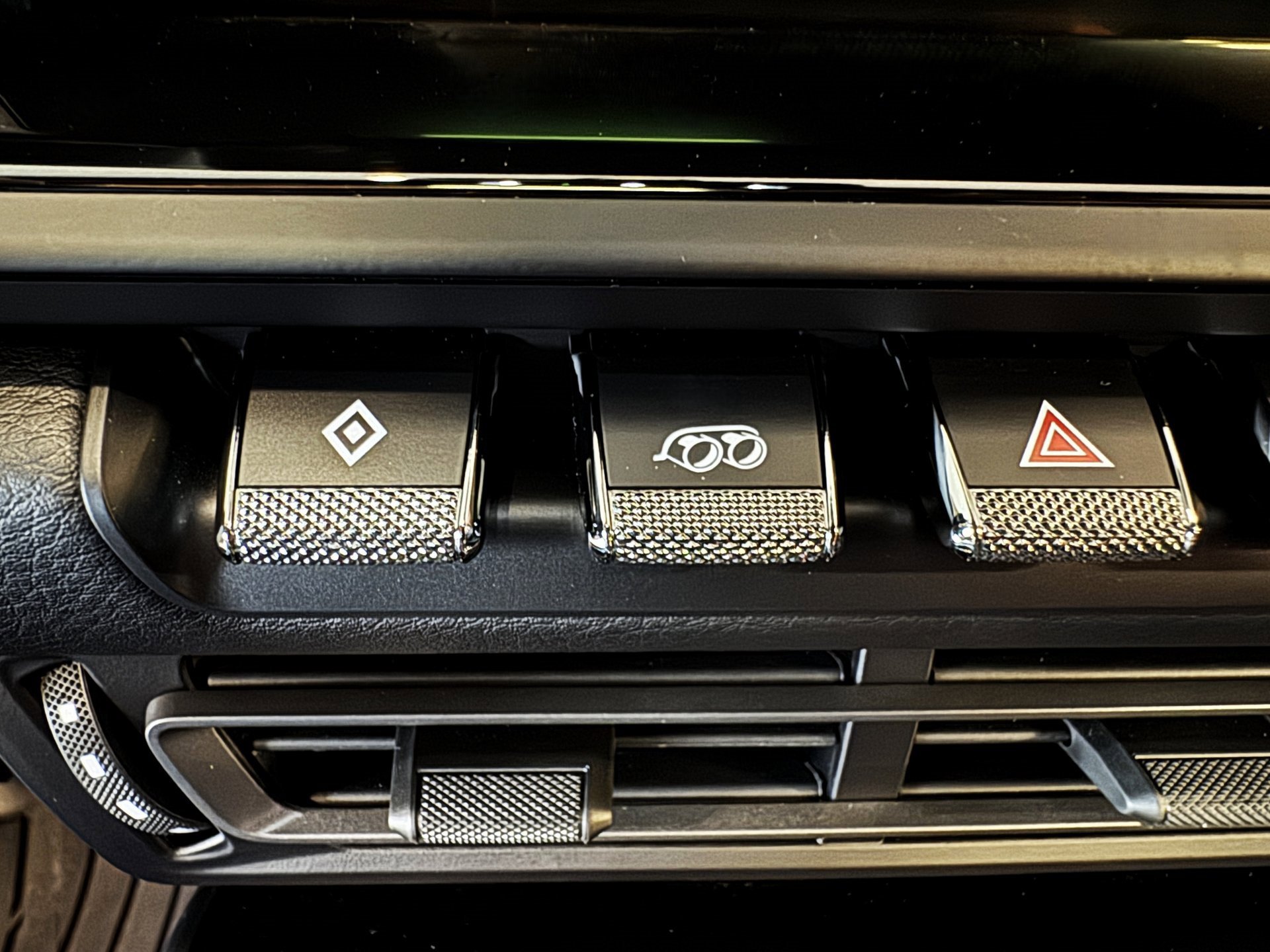 Used 2024 Porsche 911 Carrera T image 41