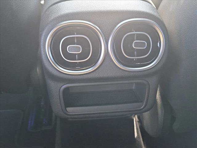 Used 2025 Mercedes-Benz GLC 300 4MATIC image 15