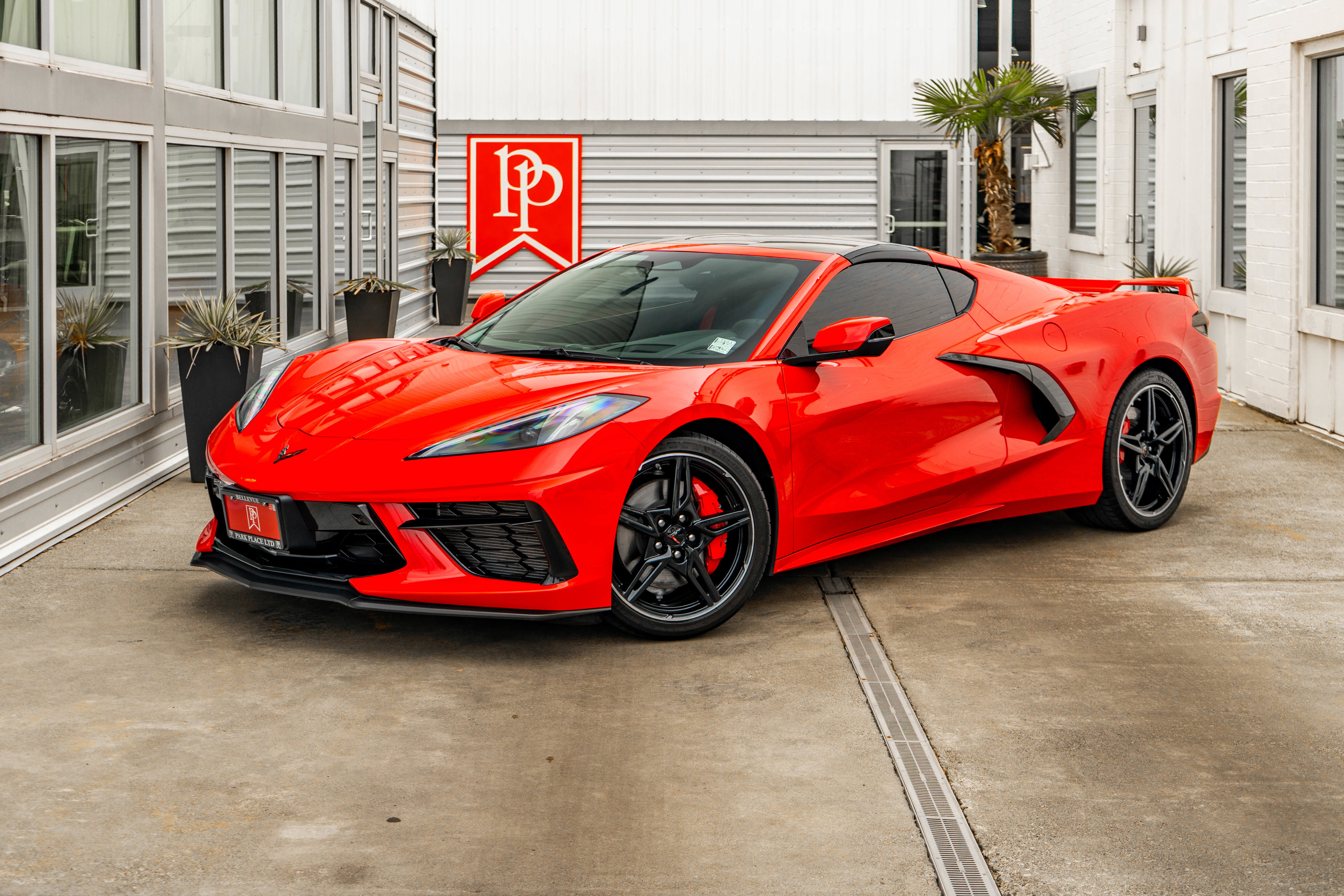 Used 2024 Chevrolet Corvette Stingray Premium Cpe w/ Z51 Performance Package RWD image 9